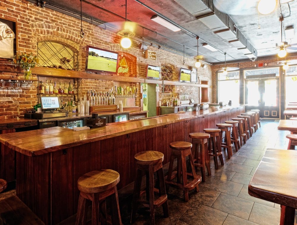 Heavy duty hinges used in commercial pub
